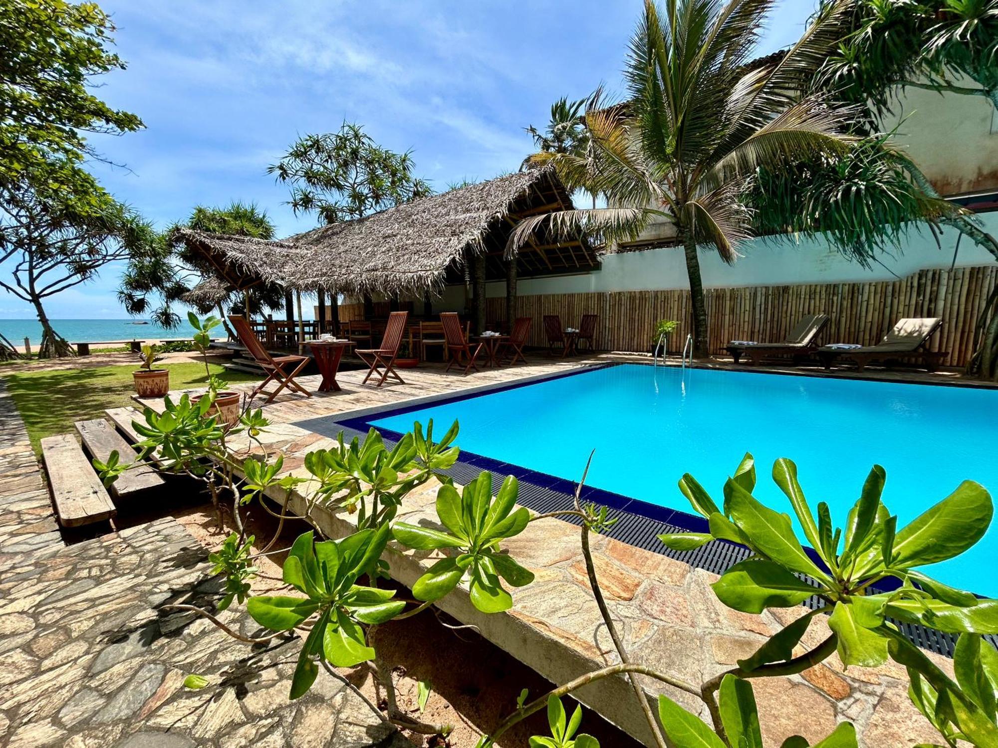 Bombay Bicycle Club Bentota Hotel ภายนอก รูปภาพ